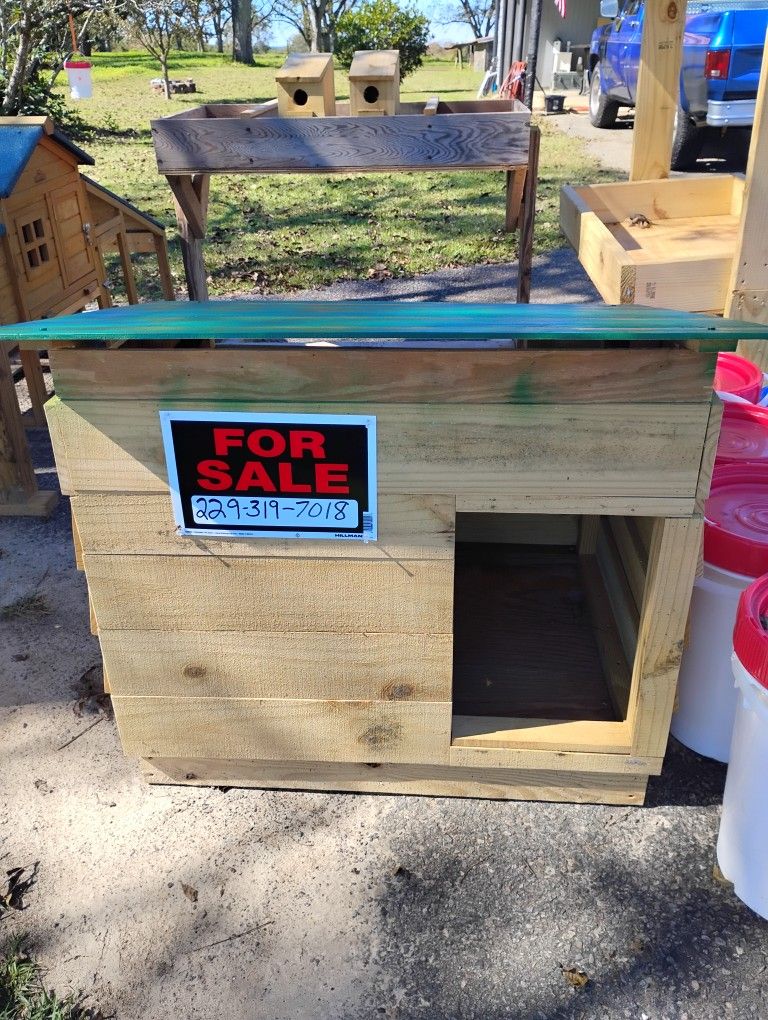 Dog House