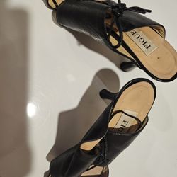 Figueroa sandals great heel soft leather size7