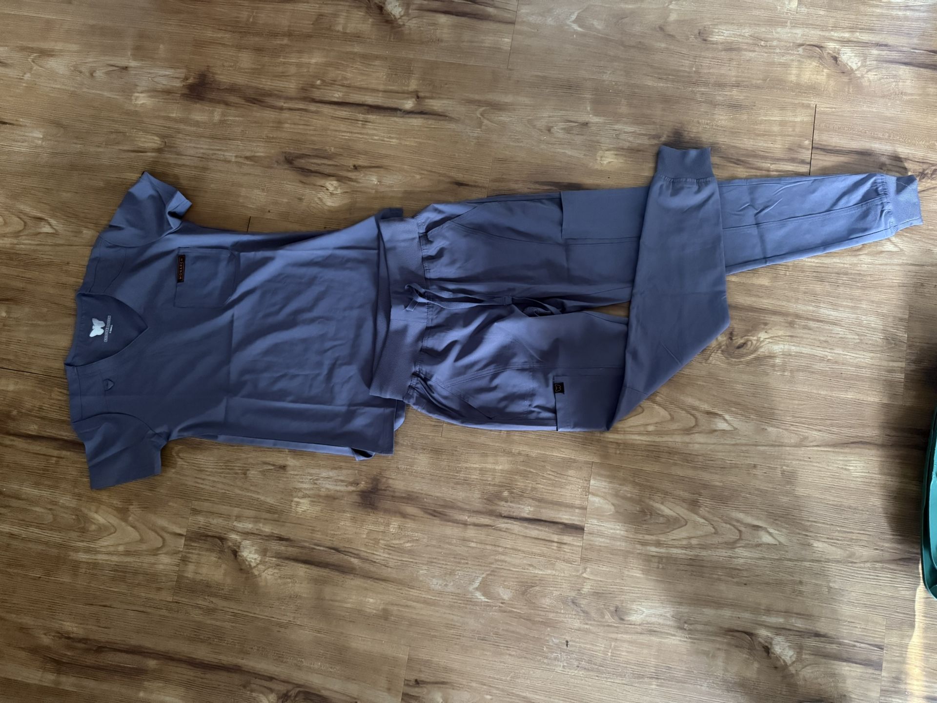 Monarch Scrub Set Brand New