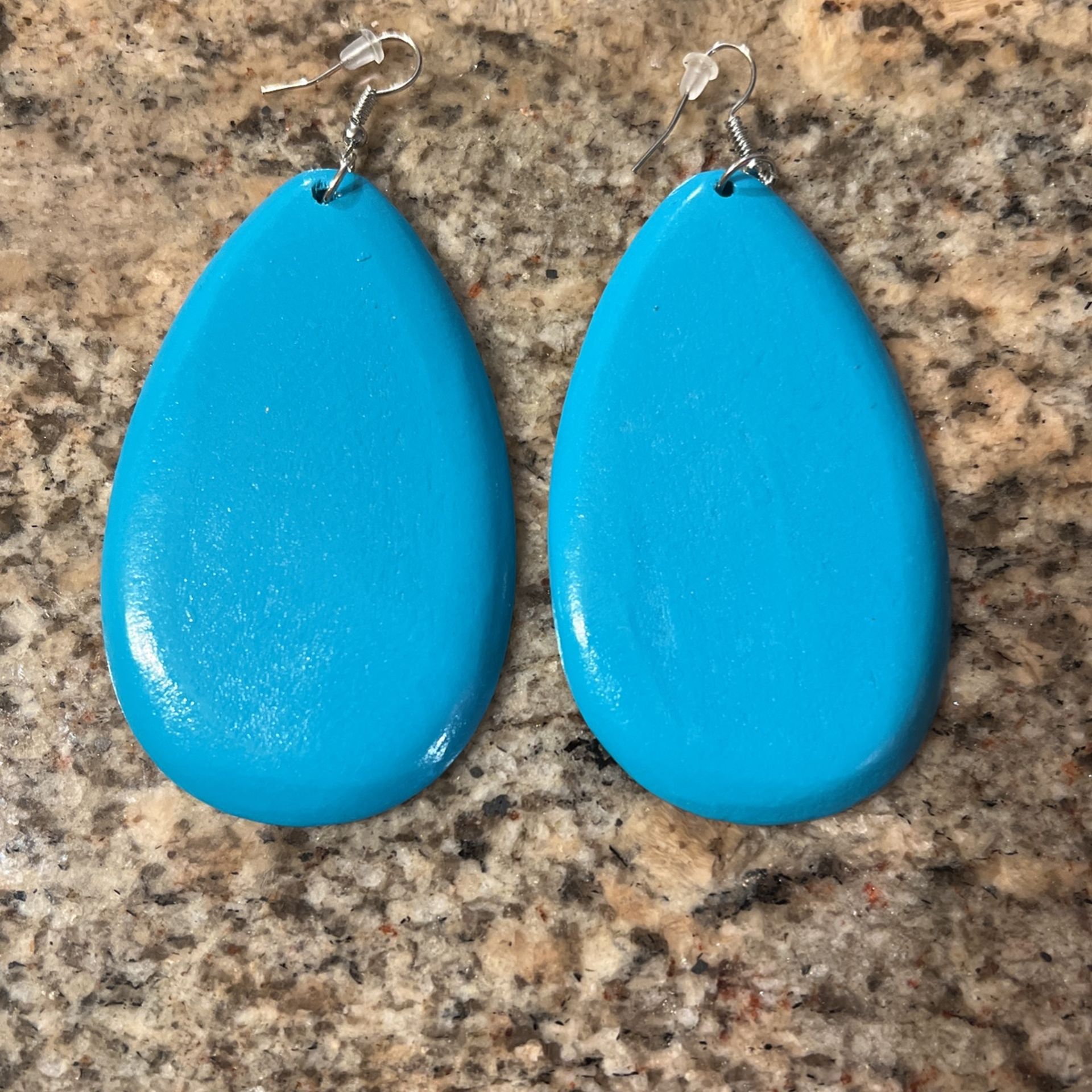 TRIBAL SOLID WOOD EARRINGS BUT LIGHT WEIGHT TURQUOISE COLOR
