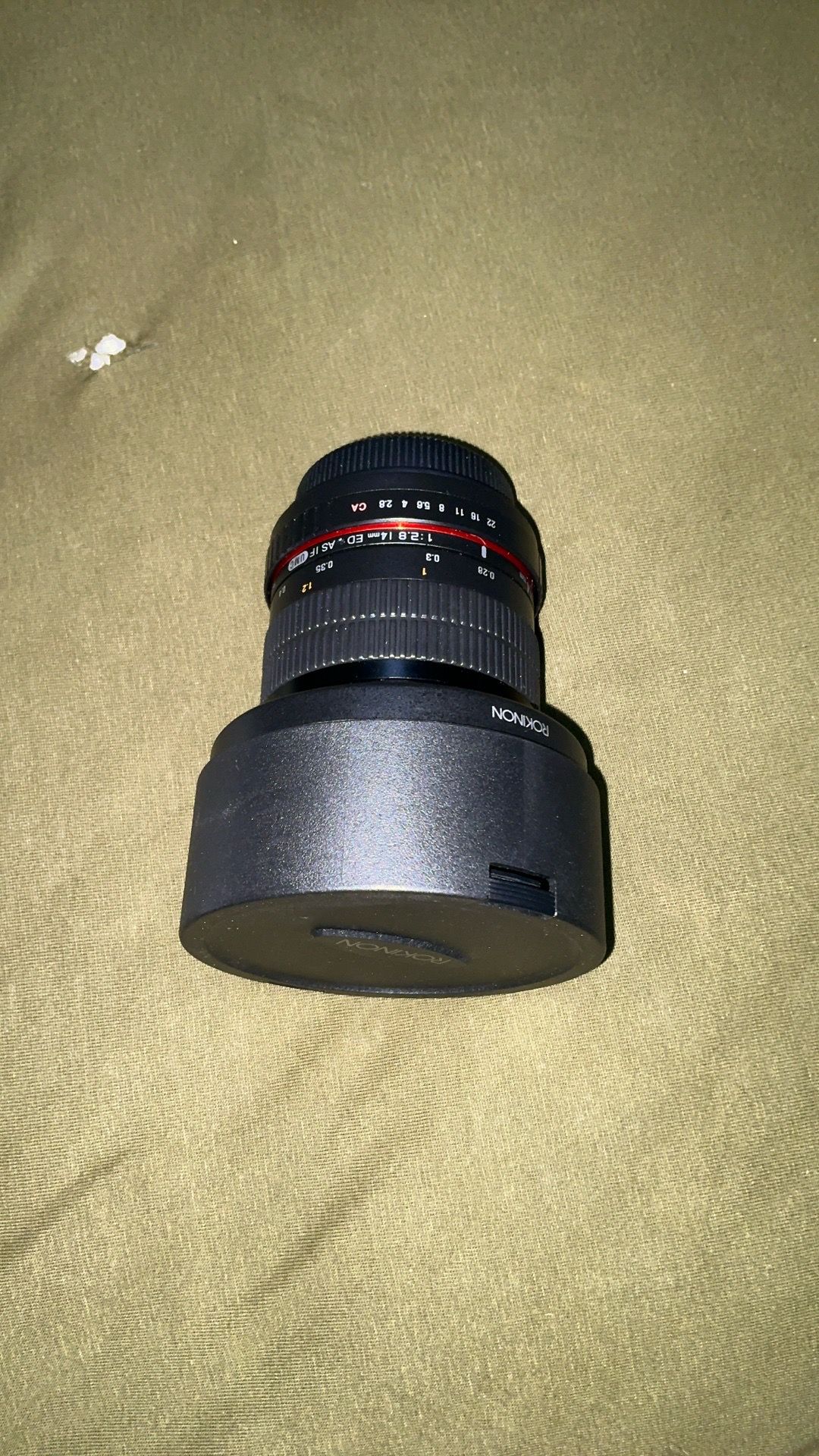 Rokinon FE14M-C 14mm F2.8 Ultra Wide Lens for Canon (Black