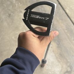 GOLF PUTTER