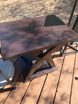 6-Piece Accent Table & Plant Stand Lot – Modern / Industrial / Wood & Metal