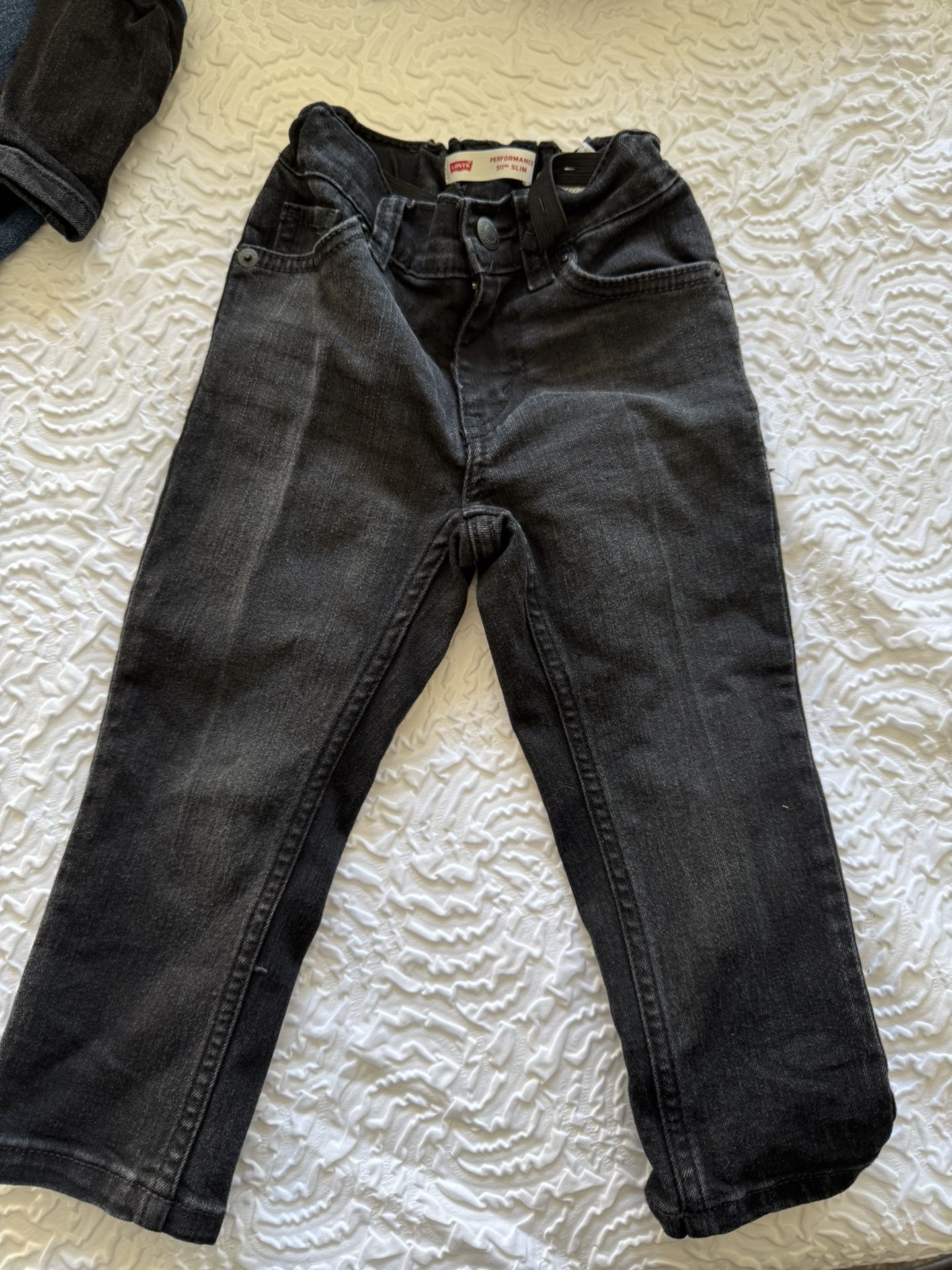 Levi’s Slim 211 2T