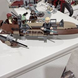 LEGO Star Wars set 9496: Desert Skiff