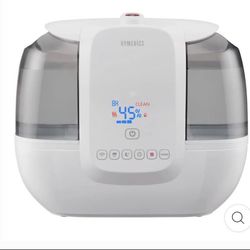 TotalComfort® Ultrasonic Humidifier with UV-C Technology and Remote Control