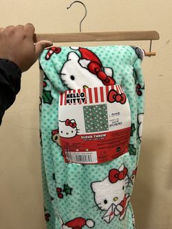 Hello Kitty Blanket