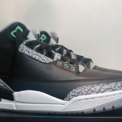 Air Jordan 3 Retro Size 9.5 New