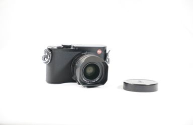 Leica Q full frame mirrorless camera
