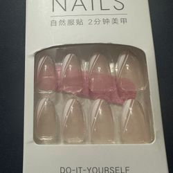 Press On Nail 24 Set