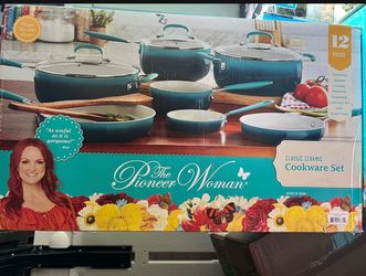 The Pioneer Woman 12-Piece Classic Belly Ceramic Cookware Set, Porcelain Enamel, Ombre Teal