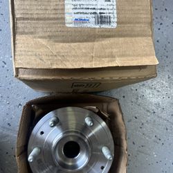 Wheel Hub-4WD Front ACDelco GM Original Equipment 1(contact info removed) GMC SIERRA 1500