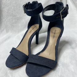 Gianni Bini Denim Heels Size 6