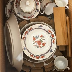 VINTAGE CROWN MING FINE CHINA JIAN SHIANG 45 PIECES DINNER WARE SET