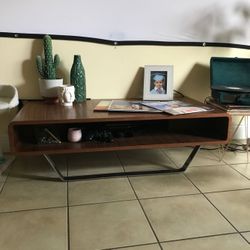 Low console table