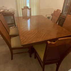 Dining Room Set 