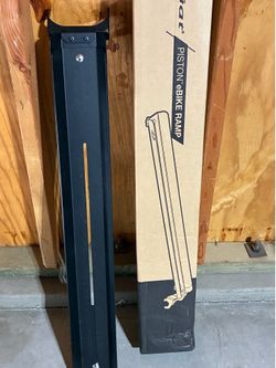 KUAT Piston E-Bike Ramp