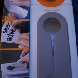 Fiskar 3 In 1 Vinyl Tool, 2 In 1 Vinyl Applicator & Score Smooth And Curl