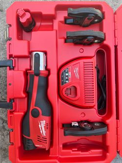 Milwaukee M12 12-Volt Lithium-Ion Force Logic Cordless ProPress Pro Press Tool Kit 3x Jaw w/ 2x 1.5 Ah Battery & Case  $1399