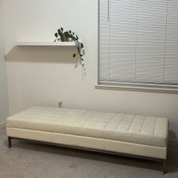 Ottoman / Seat / Lounge/ Sofa 