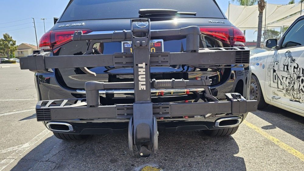 Thule 2-Bike Hitch Rack