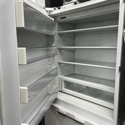 Subzero Panel Ready Bottom Freezer 36” Built in Refrigerator 