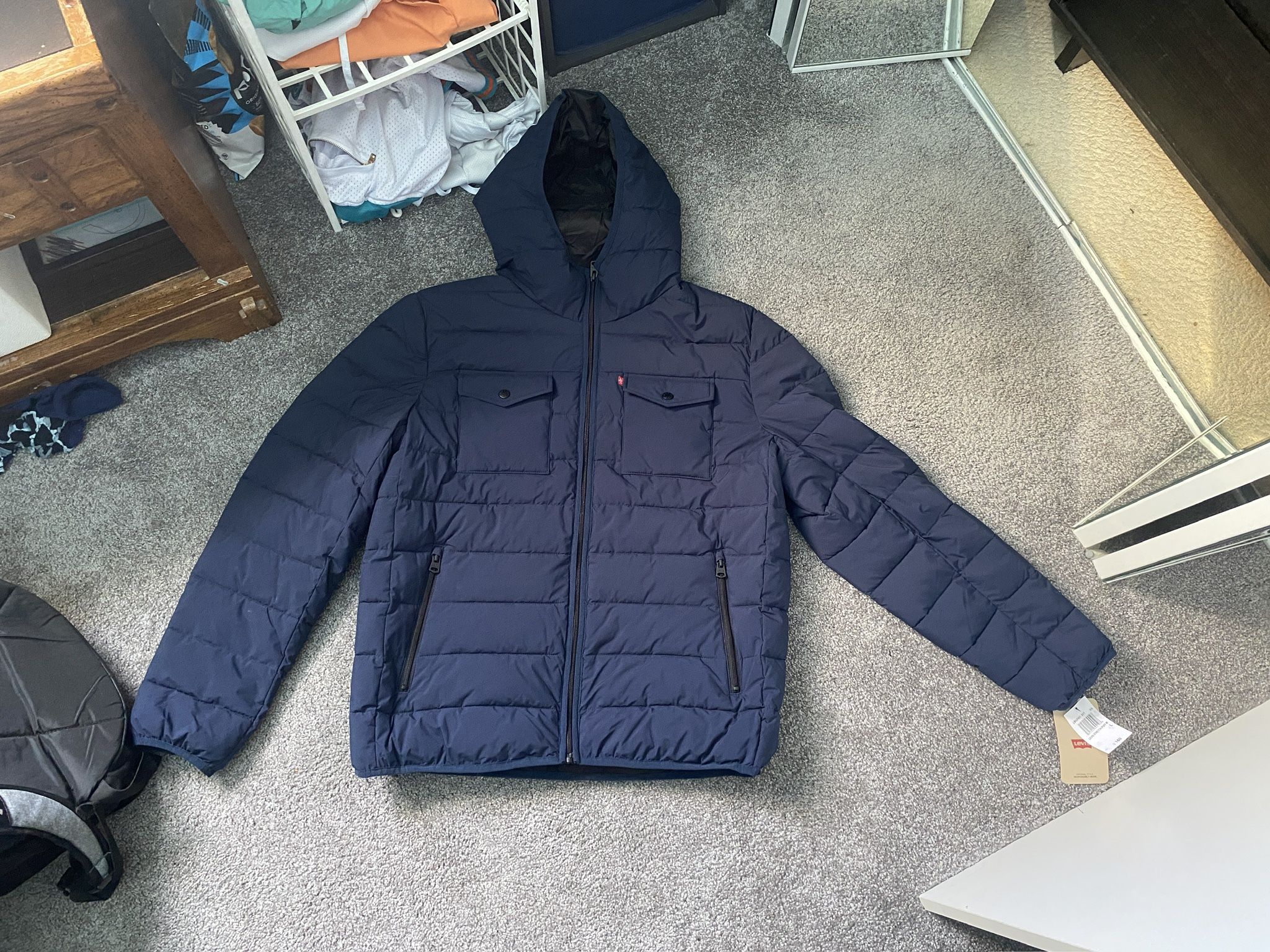 Navy Blue Levi’s Puffer Jacket Large