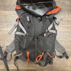 Mountain Hardwear Scrambled 30