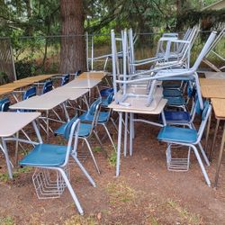Free Desks