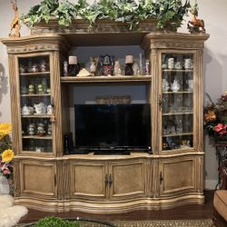 China Cabinet 