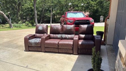 FREE Living Room Theater Seating