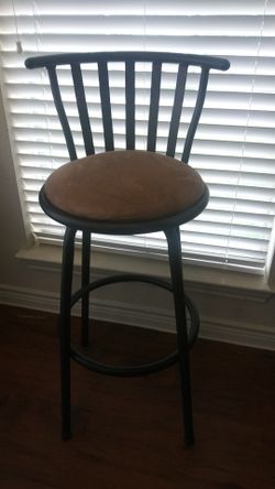 BAR STOOL