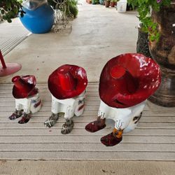 Red Hat Siesta Man Metal Decoration Set  (Yard Art) Pottery,  Plants, Planters,Talavera, Clay Pots.
