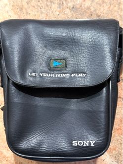 Vintage Sony WalkMan S2 Sports Model D-FS601 with AM- FM and weather Radio
