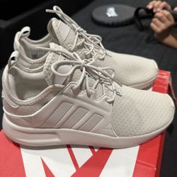 Adidas Size 5.5 Boys 