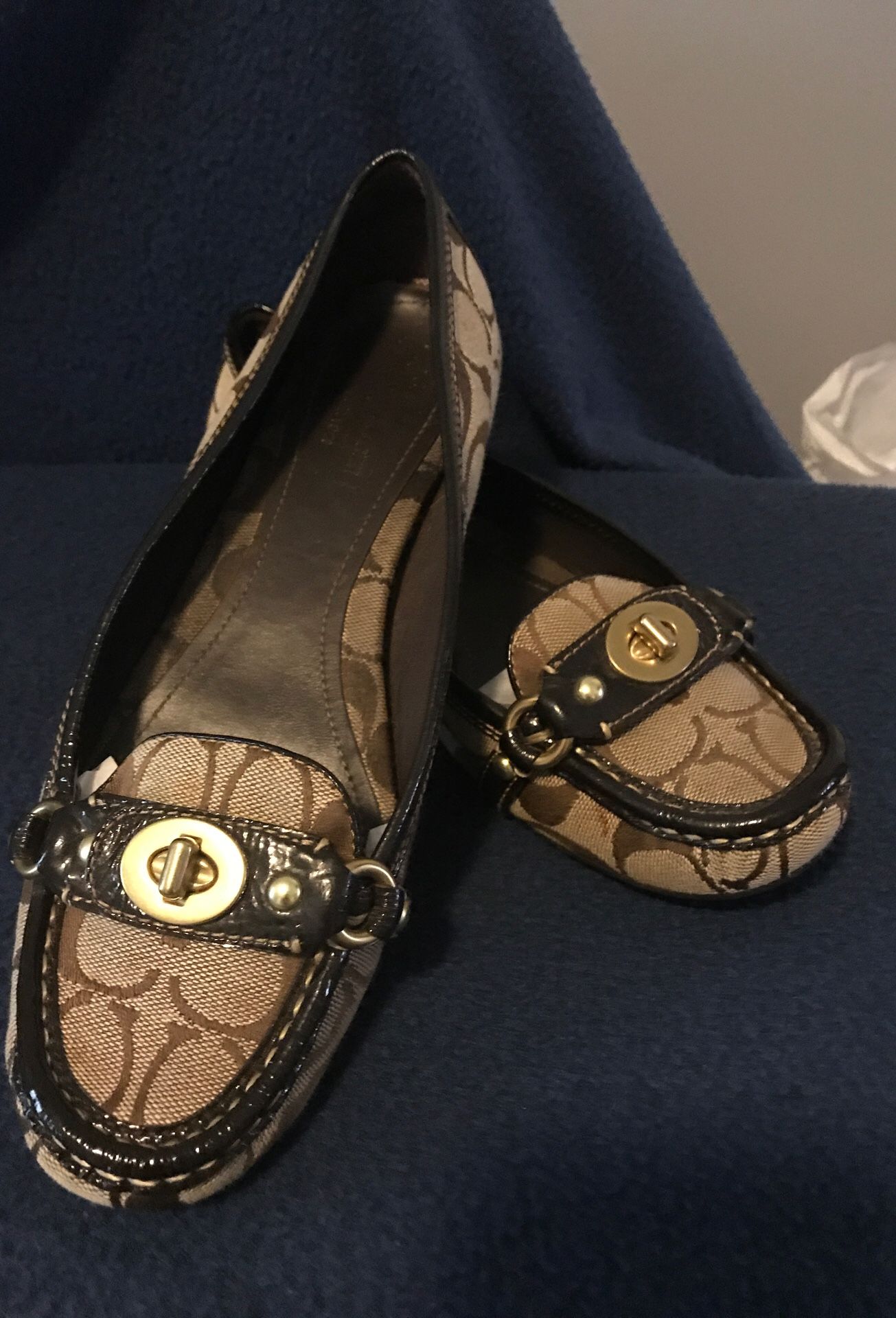 Coach flat shoe
