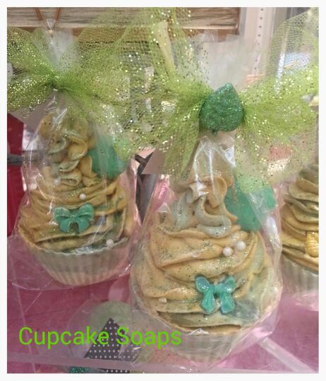 Hello kitty st Patricks day viva la juicy coconut milk soap