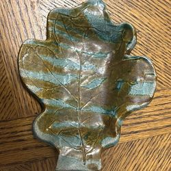 Muddy Moses & Mom: Oak Leaf Soap Dish 