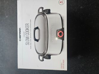 Slow cooker