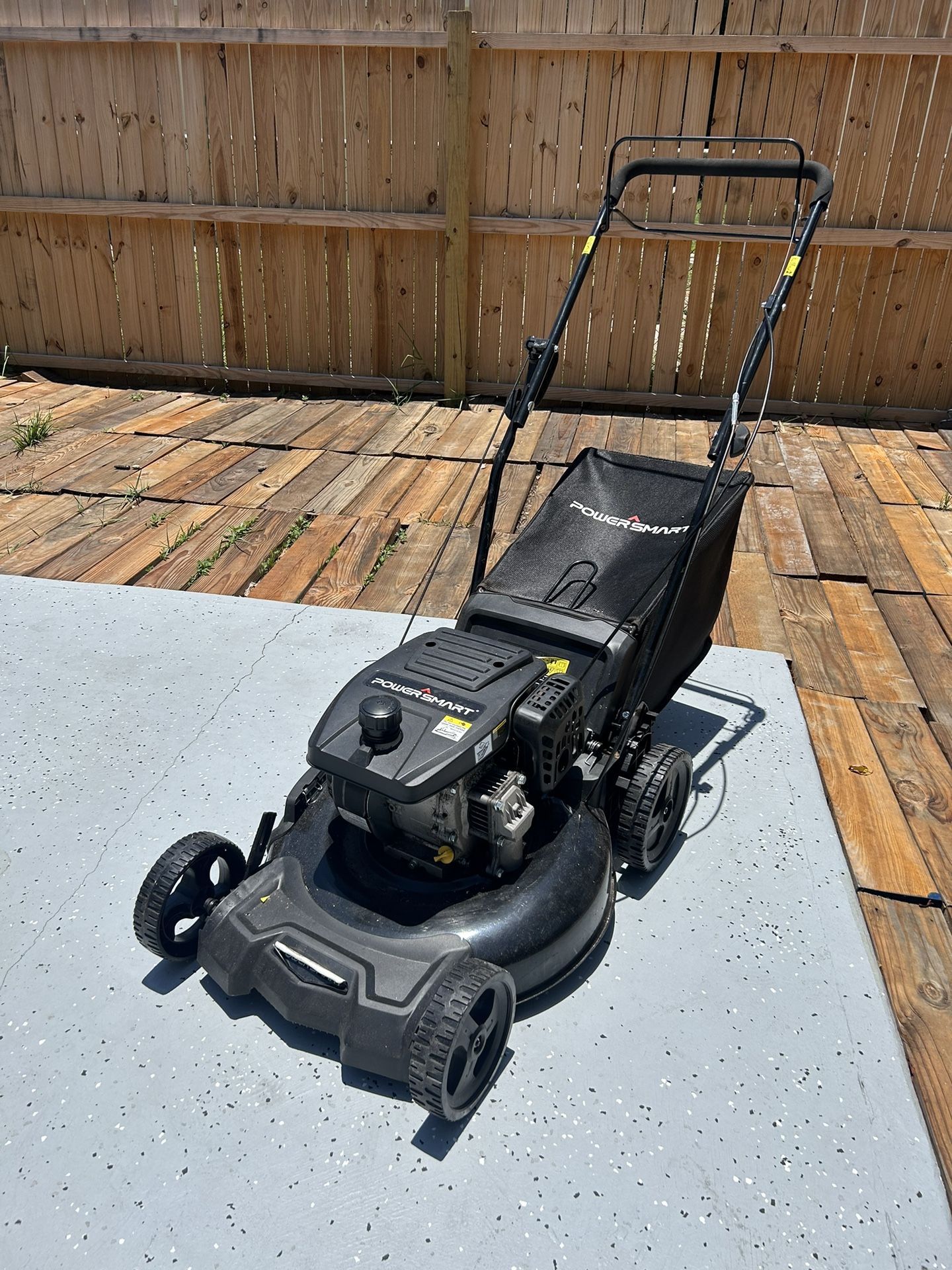Small Gas Powered Lawn Mowers
