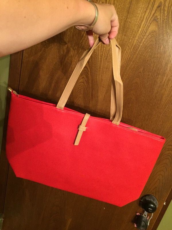 New red hobo bag