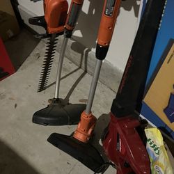 Weedwackers/Hedge Trimmer/Leaf Blower - Black and Decker weedwackers, B&D Hedge Trimmer, Troy Built Blower