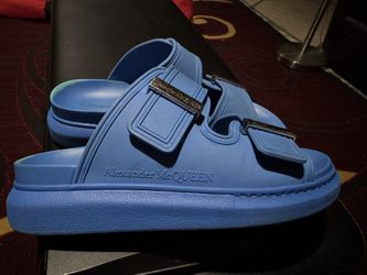 Alexander McQueen Size 37 1/2