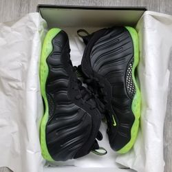 Black And Volt Foamposites Size 11