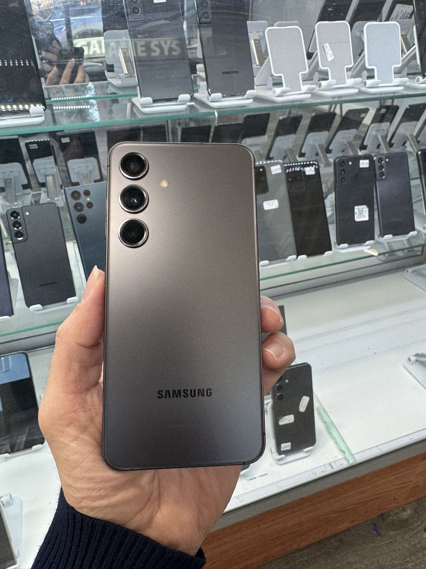 Samsung S24 T-Mobile Metro PCs