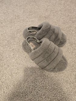 Ugg Girls Size 2 