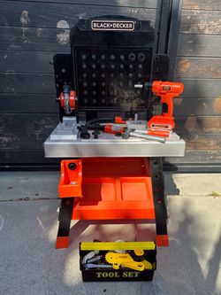 Black & Decker Toy Workbench