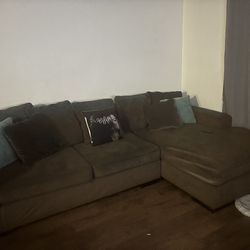 Sectional couch