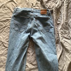 Levi jeans they are 30 waist and then 32 too long