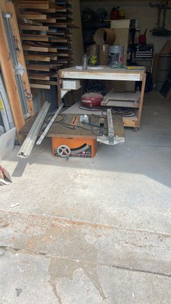 Ridgid table saw  10 “ blade